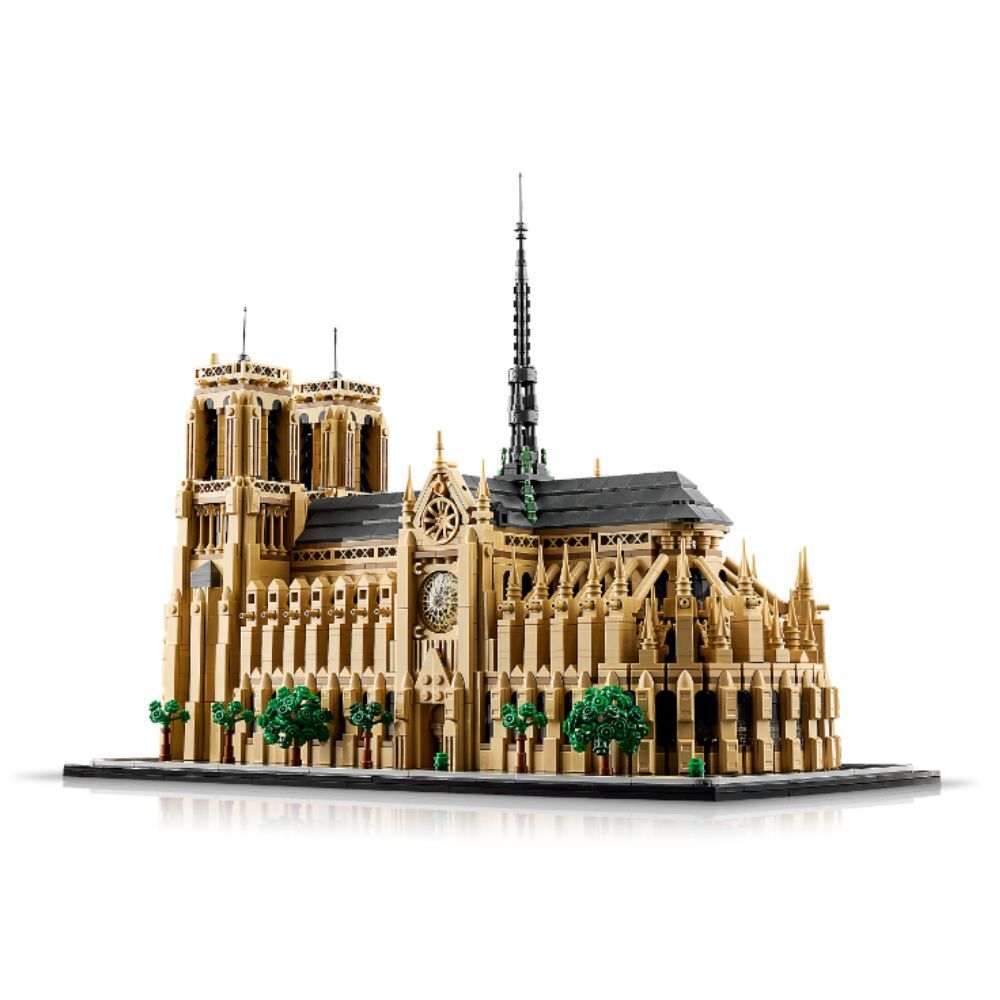Notre-Dame de Paris - The Toy Station