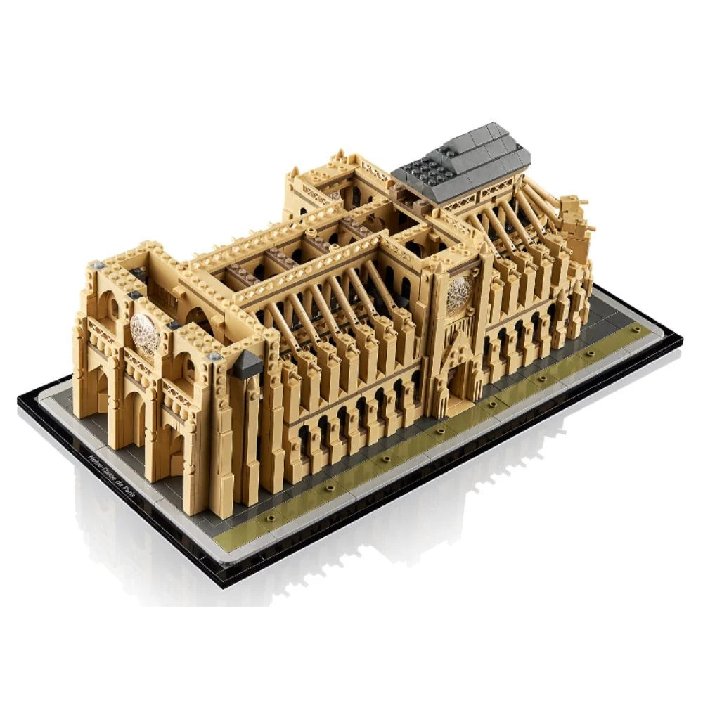 Notre-Dame de Paris - The Toy Station