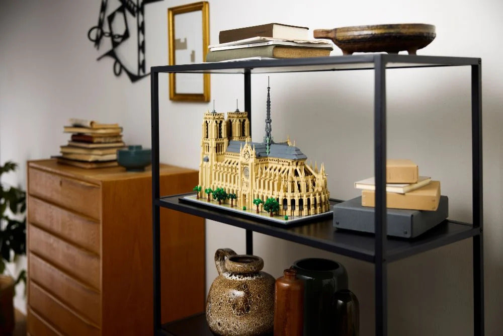 Notre-Dame de Paris - The Toy Station