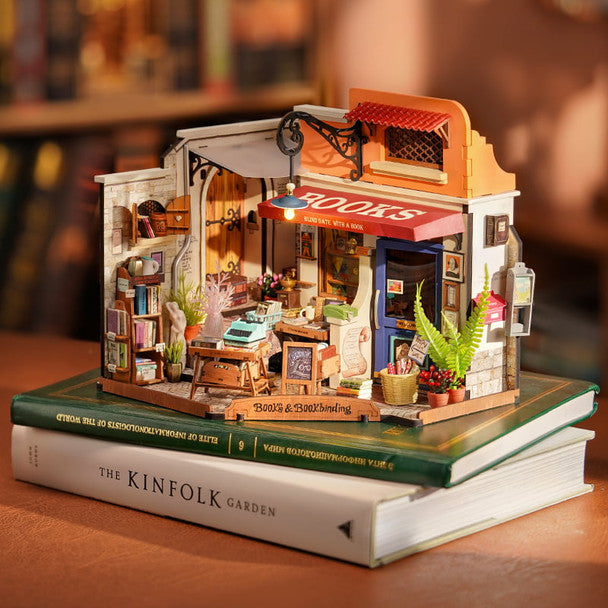 DIY Mini House Corner Bookstore