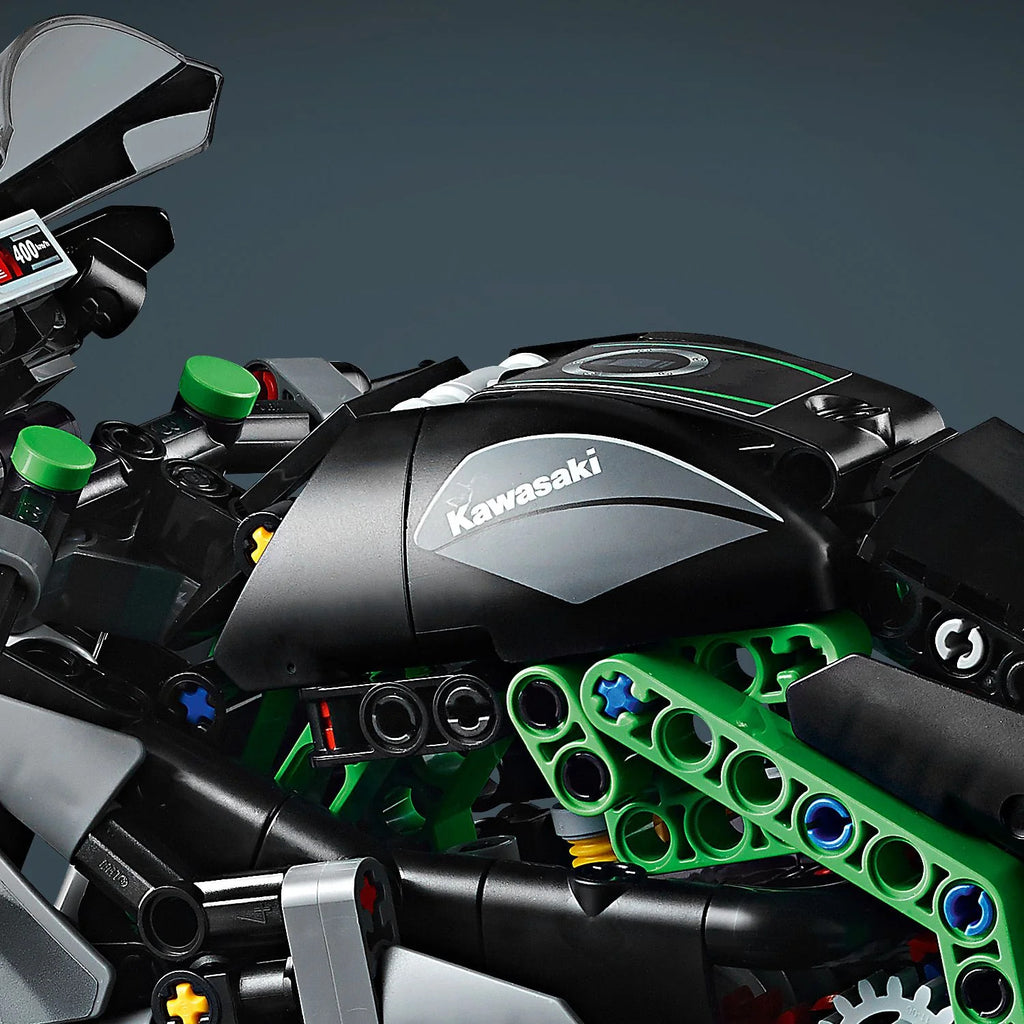 Kawasaki Ninja H2R Motorcycle - The Toy Station