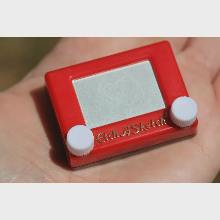 Etch A Sketch Pocket Drawing Toy