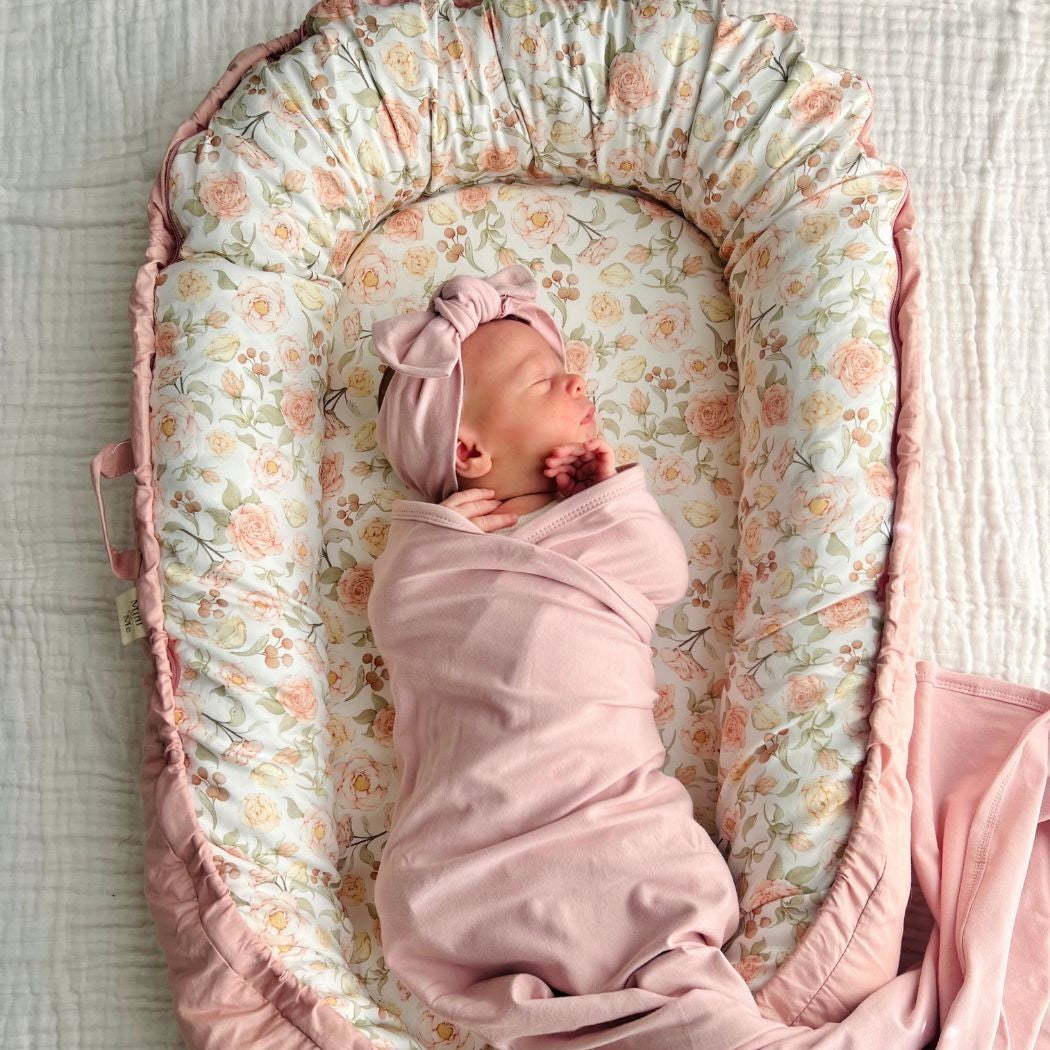 Mini & Me Baby Lounger - The Toy Station