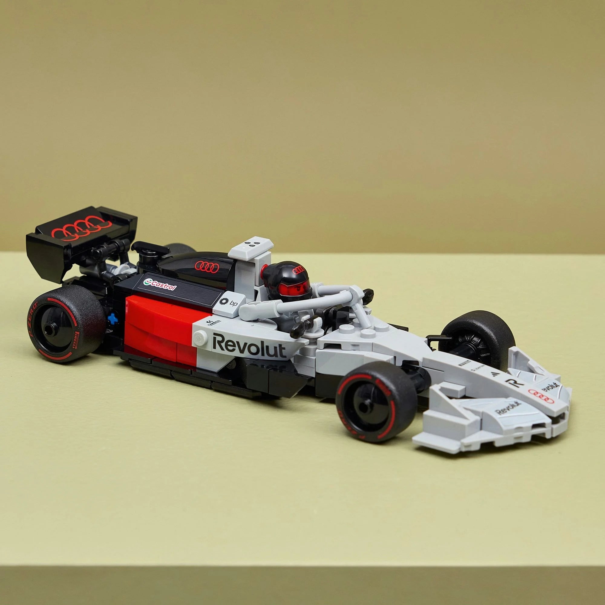 Lego 77259 Audi Revolut F1 Team R26 Race Car