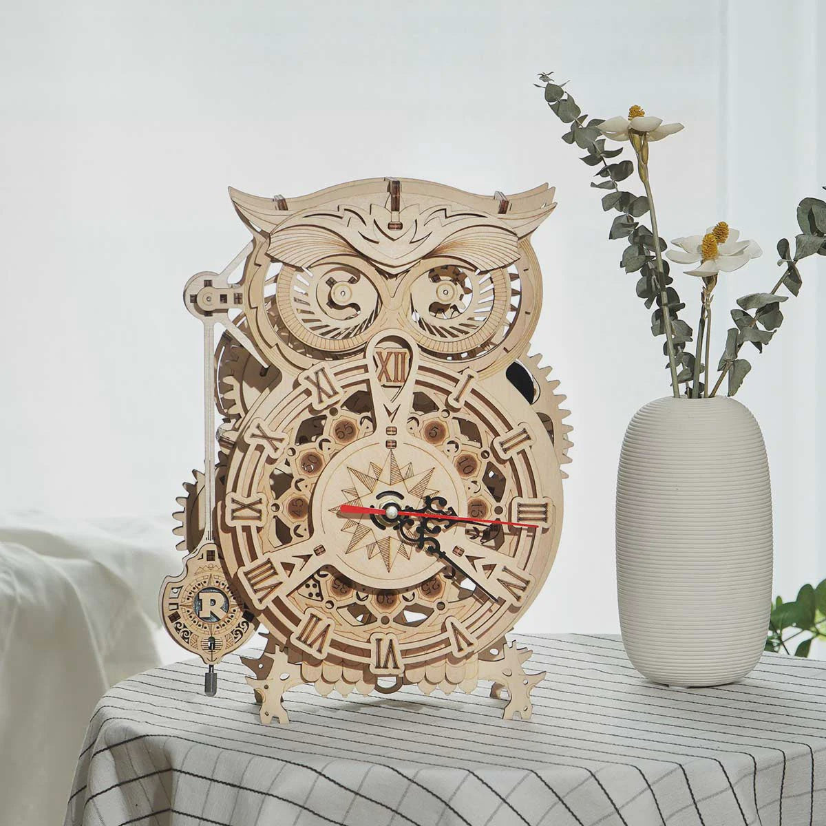Mechanical Models Owl Clock