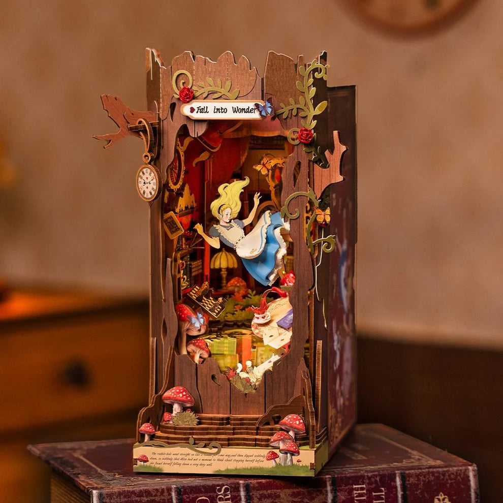 DIY Book ends kit - Fall Into Wonder - The Toy Station