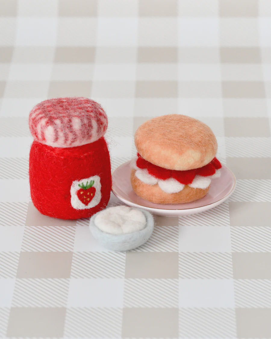 Felt Strawberry Jam and Scones Set
