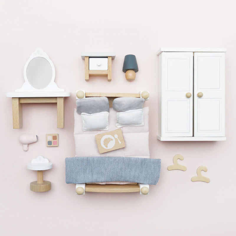Wooden Dolls House Master Bedroom Furniture Set