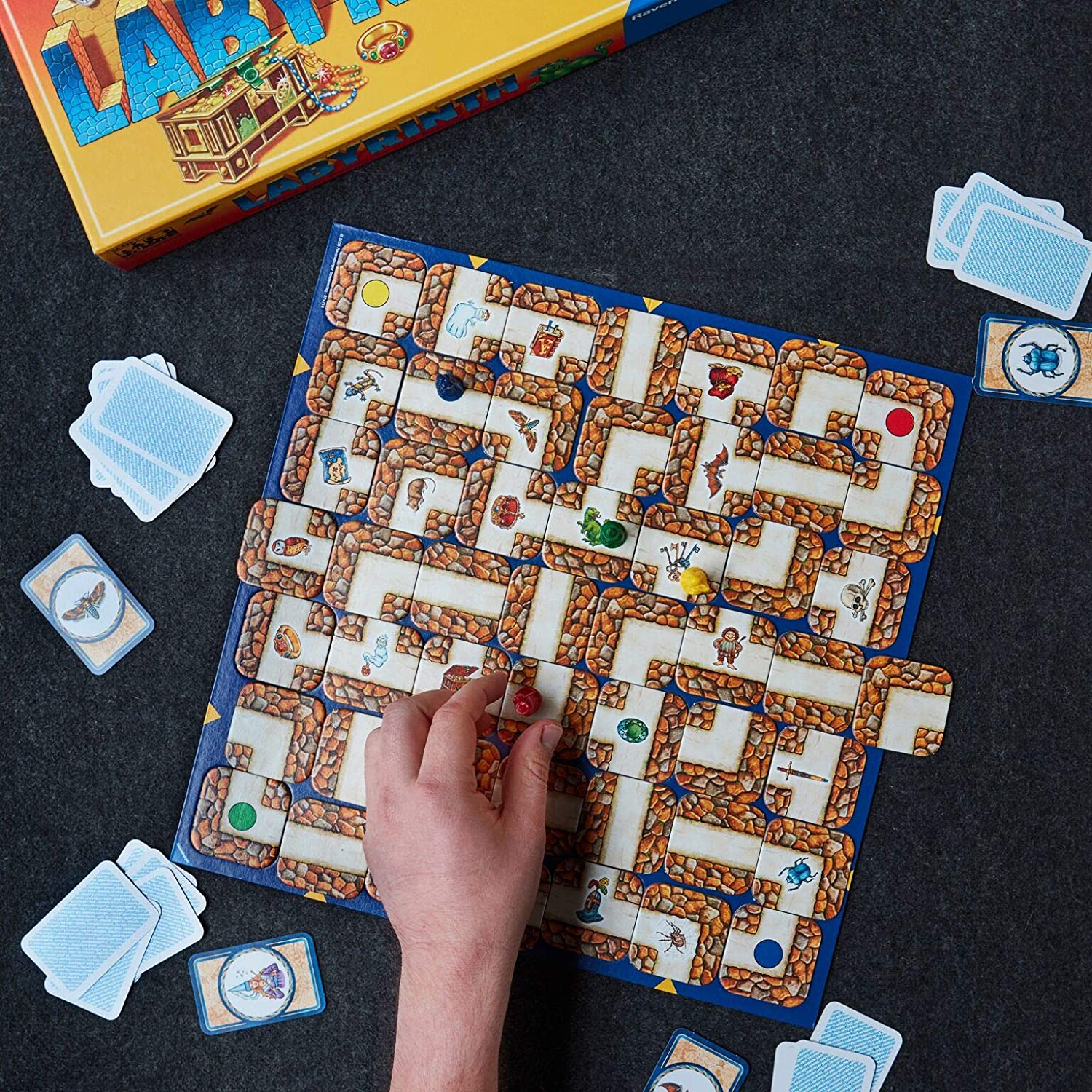 Labyrinth - The Toy Station