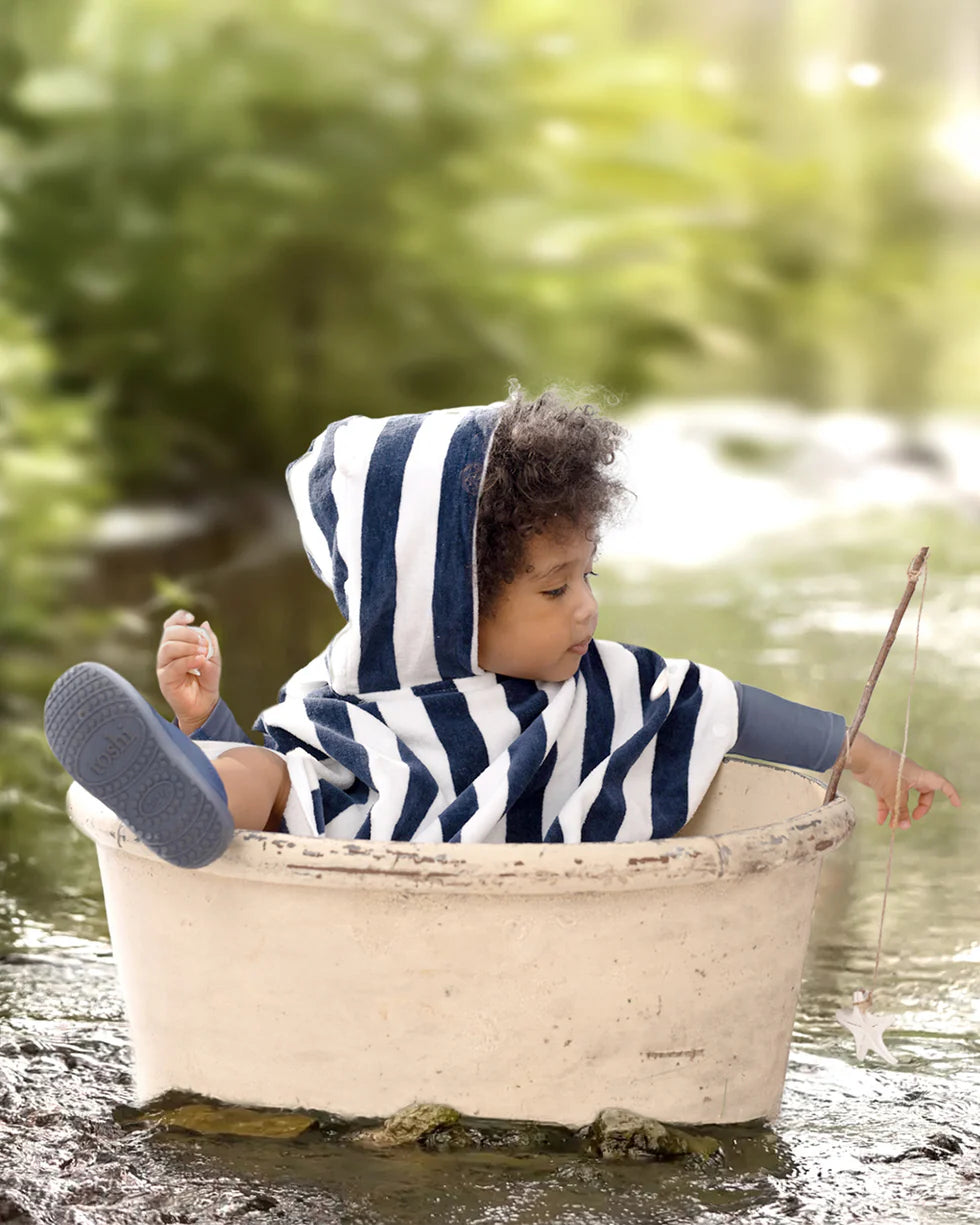 Hooded Towel Beachcomber - The Toy Station