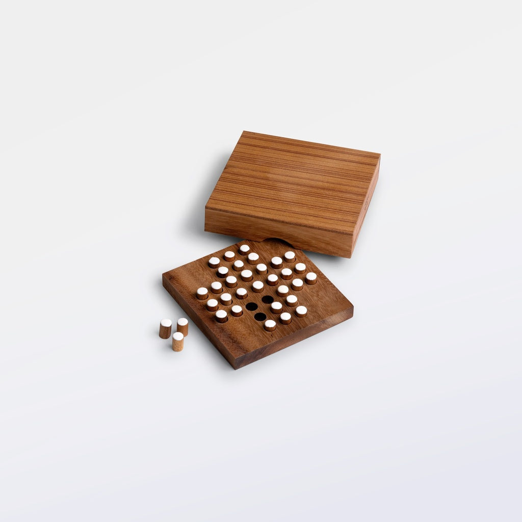 Travel Solitaire - The Toy Station