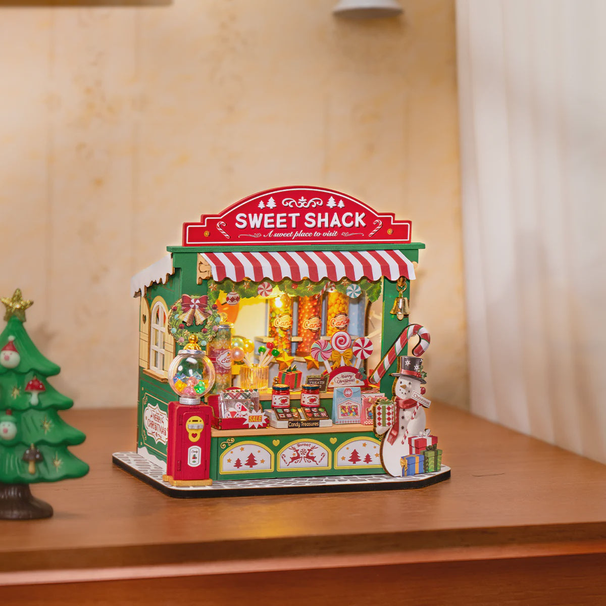 DIY Miniature House Christmas Candy Stand