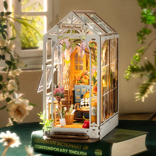 DIY Bookends Kit Garden House - The Toy Station