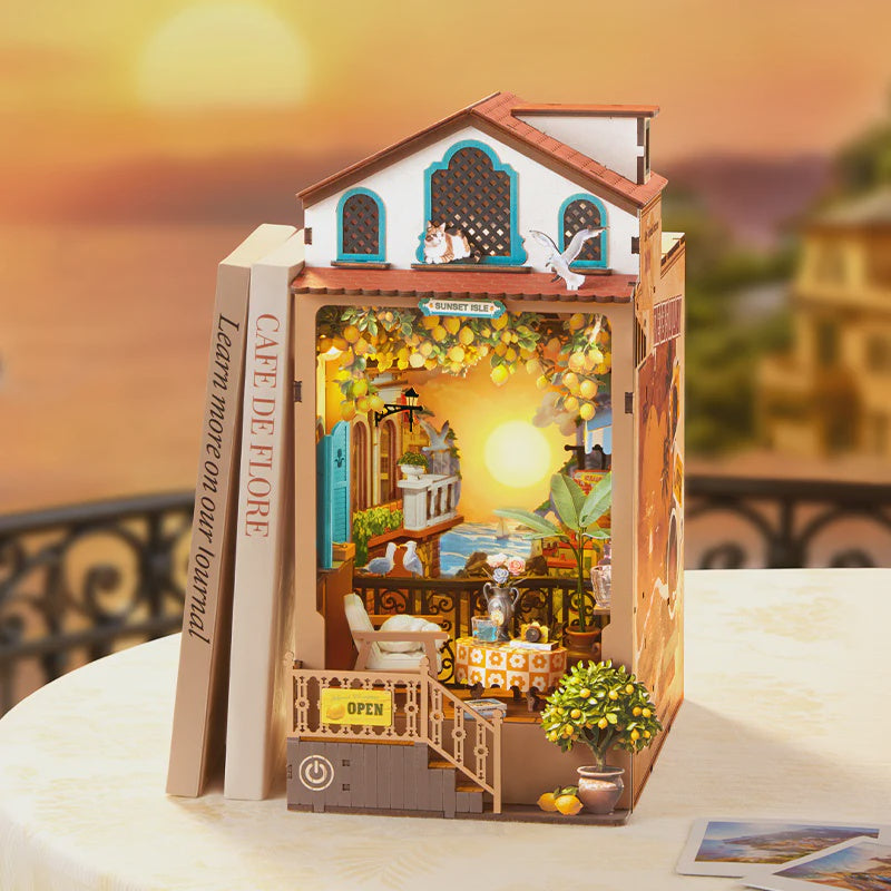 Rolife Sunset Isle DIY Book Nook
