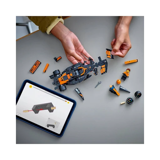 Lego 77251 McLaren F1® Team MCL38 - The Toy Station